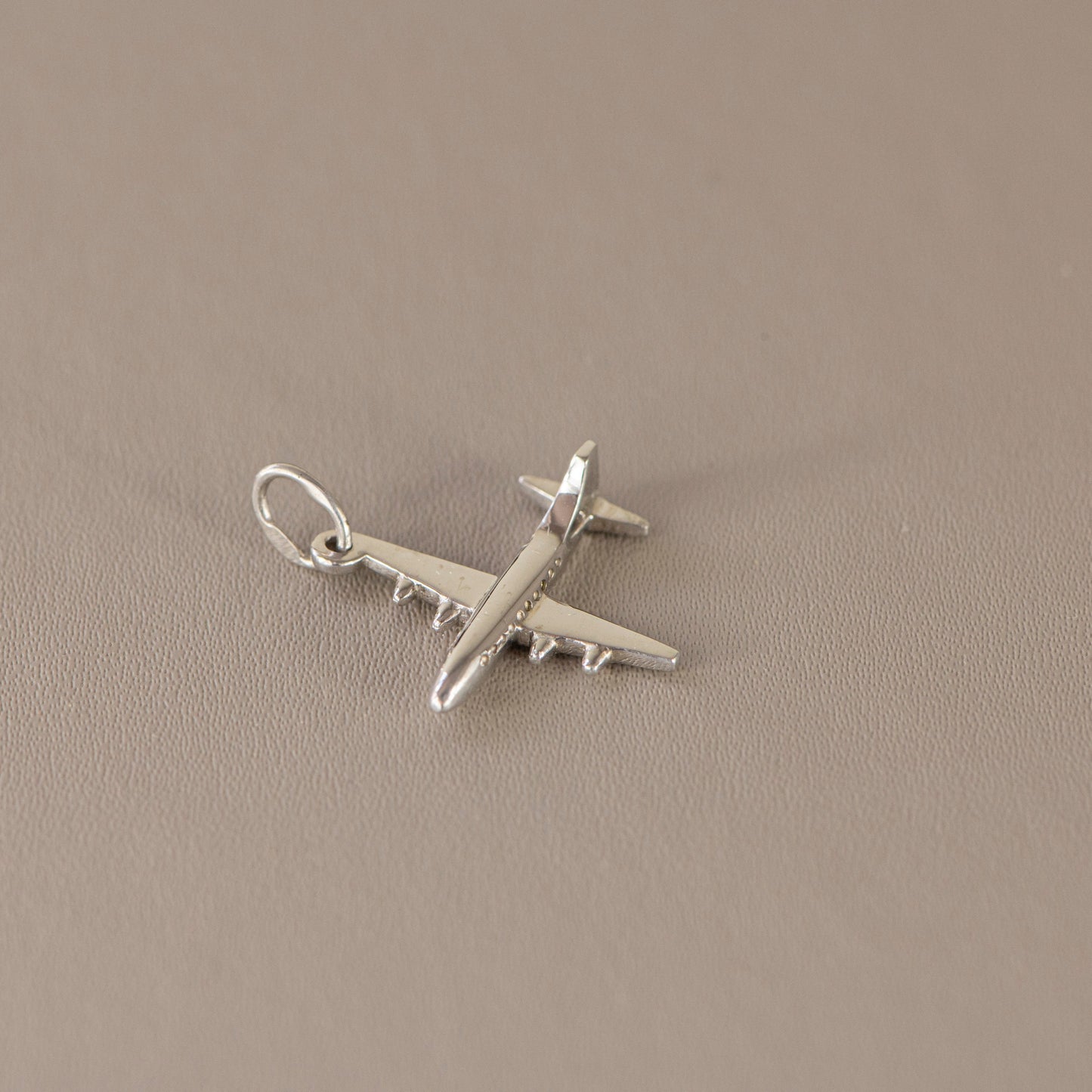 NECKLACE AIRPLANE (Solid Gold / Sterling Silver)